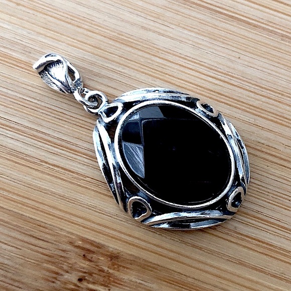 $69 Vintage Polish Estate Cherry Amber Pendant Sterling V-8 925 POLAND - Picture 3 of 7